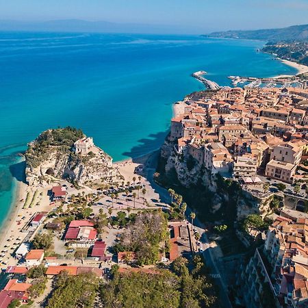 I Soffitti Dimora Esclusiva Bed & Breakfast Tropea Exterior photo